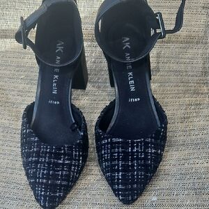 Anne Klein Black Tweed Heels